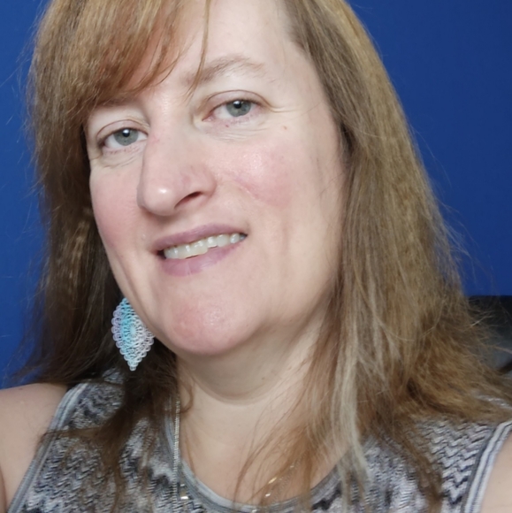 Meet your Posher, Allison - Picture 1 of 1